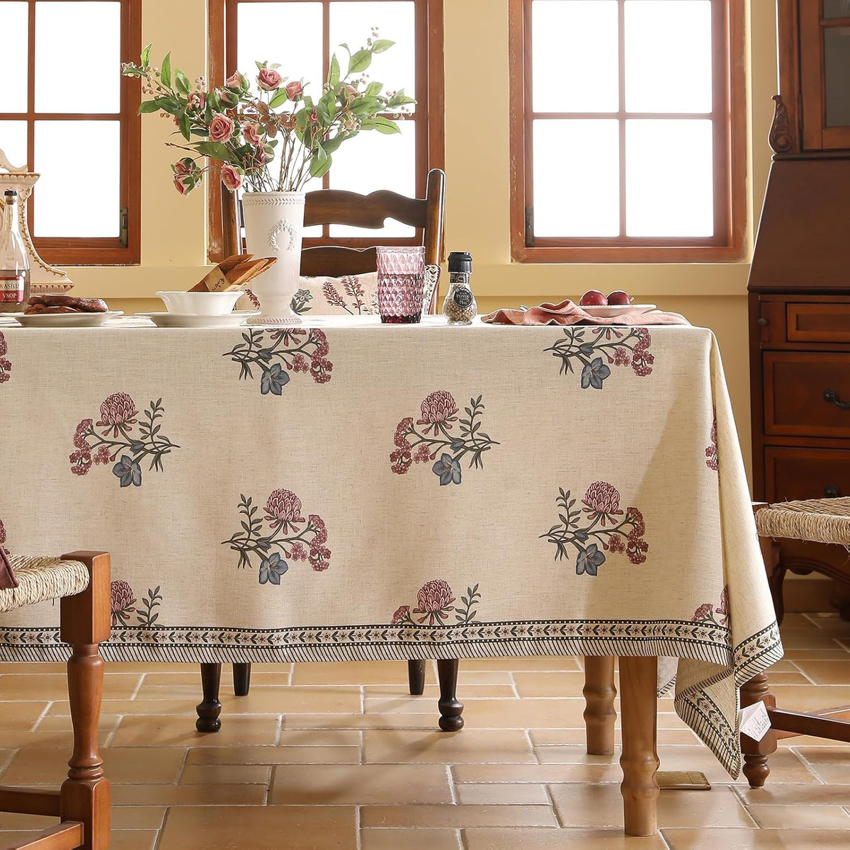 Linen Lattice Table Cover
