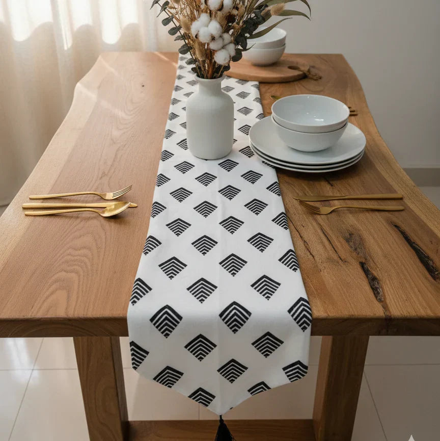 Black and White Flora Table Runner